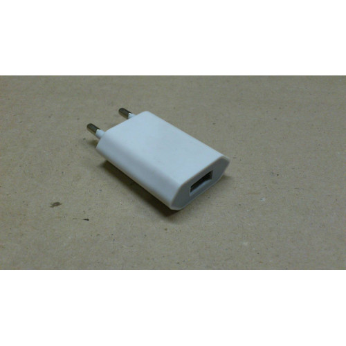 Сетевой адаптер с USB на евро вилку для iPhone и iPad mini